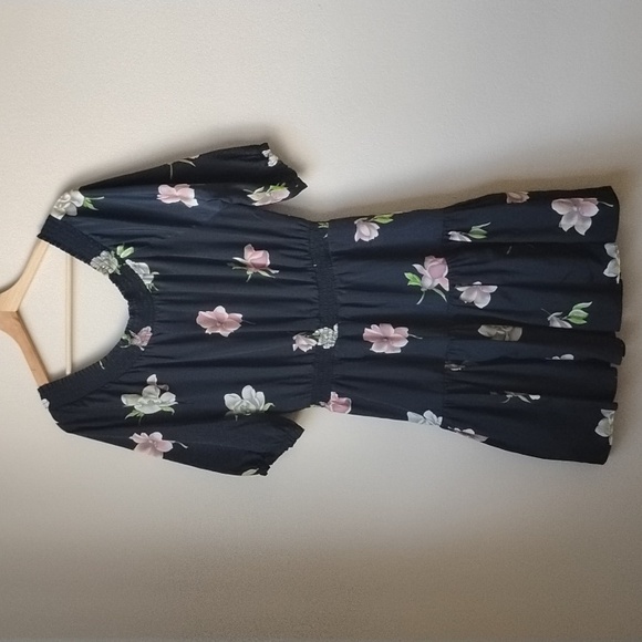 Lil Floral Black Dress - Picture 9 of 16